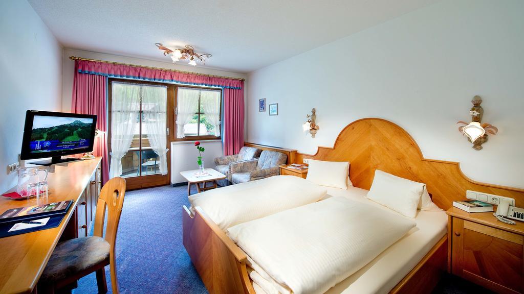 Hotel Bergland แลร์มอส ห้อง รูปภาพ
